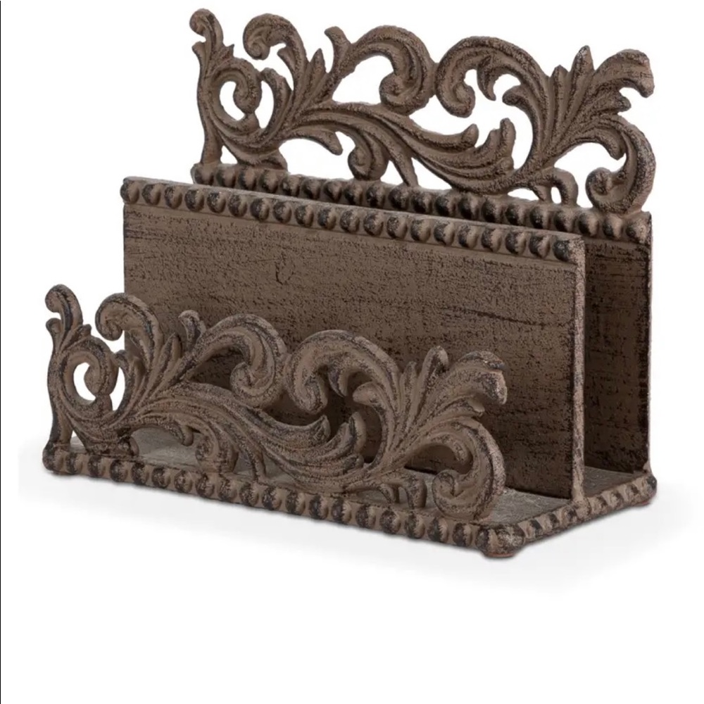 GG Gracious Goods letter holder